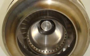 Buse de pulvérisation de combustible de turbine à gaz